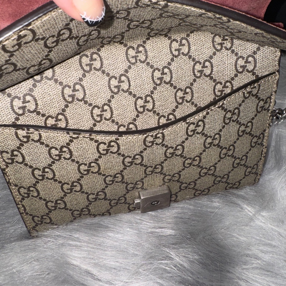 ***SOLD***Gucci Supreme Red Bloom Dionysus Shoulder/Crossbody - Picture 10 of 14